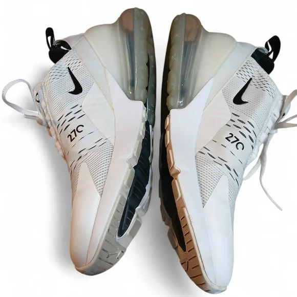Nike Air 270 Women's Size 9 White and Black Athletic Sneakers - Picture 4 of 11